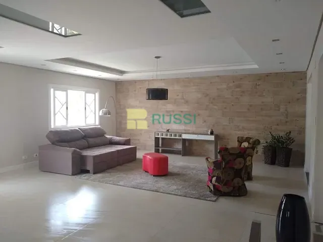 Sobrado com 790m² 6 quartos e 6 banheiros, à venda, no bairro Jardim Santa Maria em Jacareí