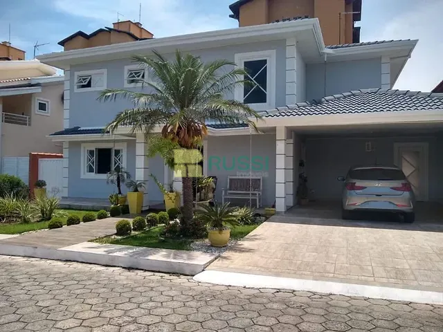 Sobrado com 790m² 6 quartos e 6 banheiros, à venda, no bairro Jardim Santa Maria em Jacareí