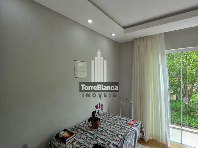 Sobrado com 181m² 2 quartos e 1 banheiro, à venda, no bairro Neves em Ponta Grossa