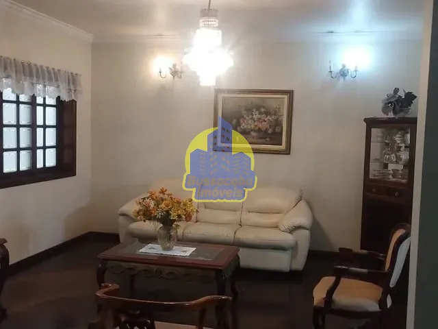 Sobrado com 241m² 3 quartos e 2 banheiros, à venda, no bairro Centro em Osasco