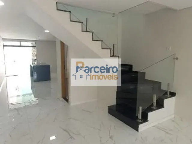Sobrado com 144m² 3 quartos e 4 banheiros, à venda, no bairro Vila Carrão em São Paulo