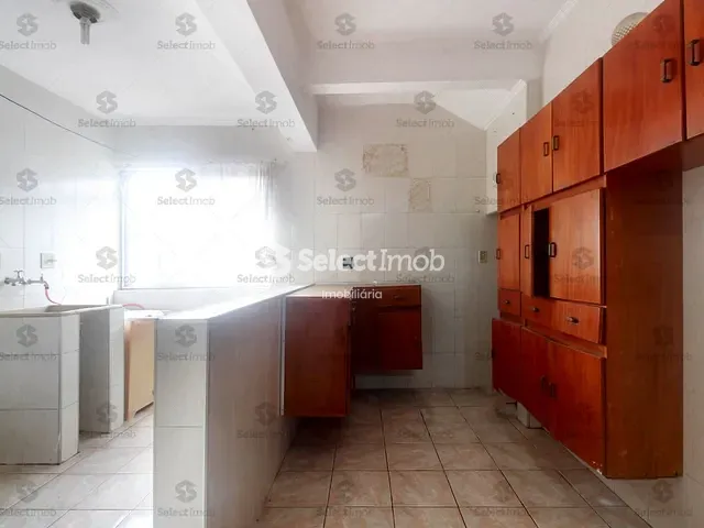 Sobrado com 147m² 4 quartos e 2 banheiros, à venda, no bairro Parque São Vicente em Mauá