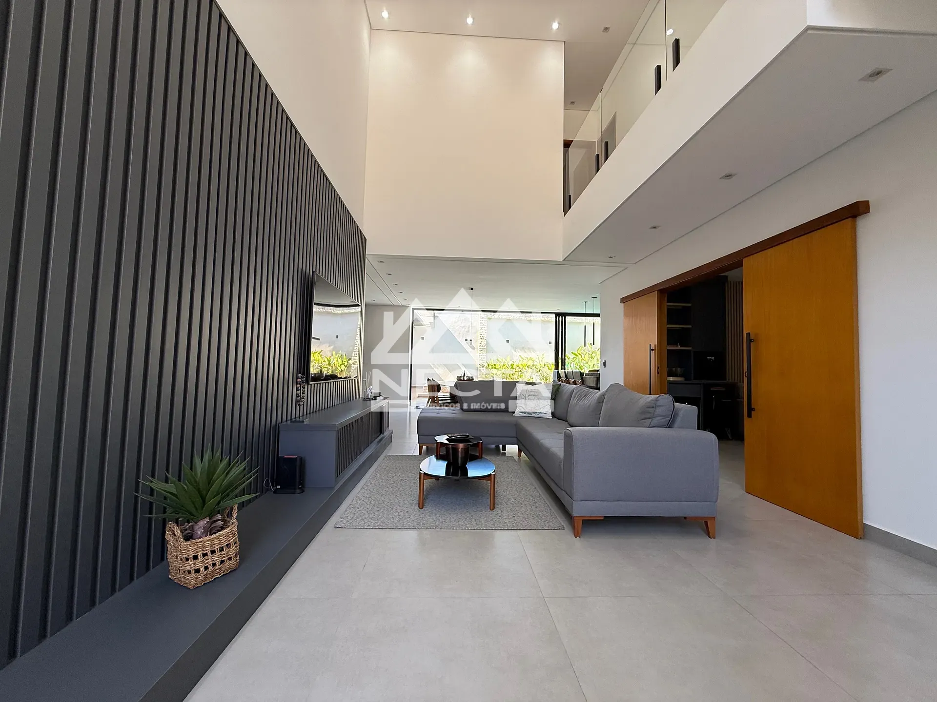 Sobrado, 3 quartos, 288 m² - Foto 3