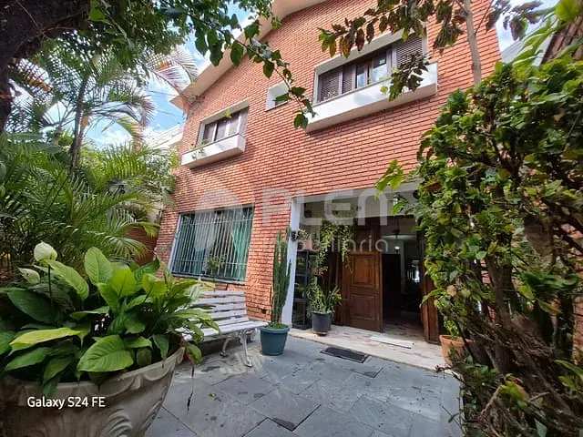 Sobrado 3 quartos e 6 banheiros, à venda, no bairro Jardim São Paulo(Zona Norte) em São Paulo