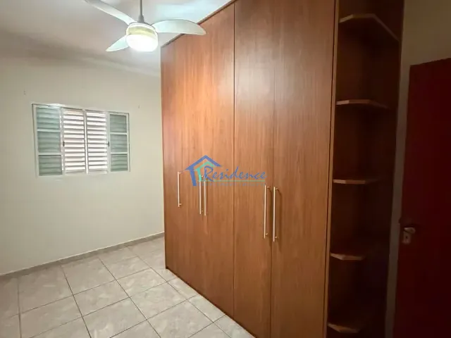Sobrado com 140m² 3 quartos e 1 banheiro, para alugar, no bairro Jardim do Valle II em Indaiatuba