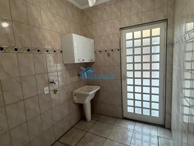 Sobrado com 140m² 3 quartos e 1 banheiro, para alugar, no bairro Jardim do Valle II em Indaiatuba