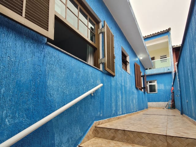 Foto do Sobrado - Sobrado para venda em Montanhão com 3 quartos, sendo 1 suíte, 195m² | Lares e Andares Imóveis
