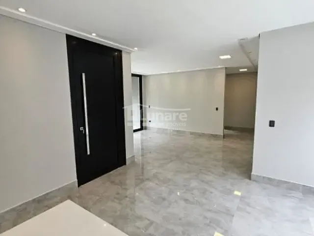 Sobrado com 373m² 4 quartos e 6 banheiros, à venda, no bairro Jardim Fazenda Rincão em Arujá
