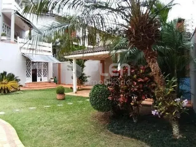 Sobrado com 627m² 4 quartos e 6 banheiros, à venda, no bairro Barro Branco (Zona Norte) em São Paulo