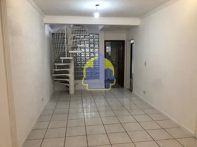 Sobrado com 253m² 4 quartos e 1 banheiro, à venda, no bairro Jaguaribe em Osasco