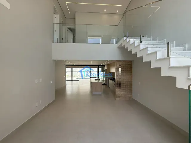 Sobrado com 315m² 4 quartos e 5 banheiros, à venda, no bairro Jardim Residencial Alto de Itaici em Indaiatuba