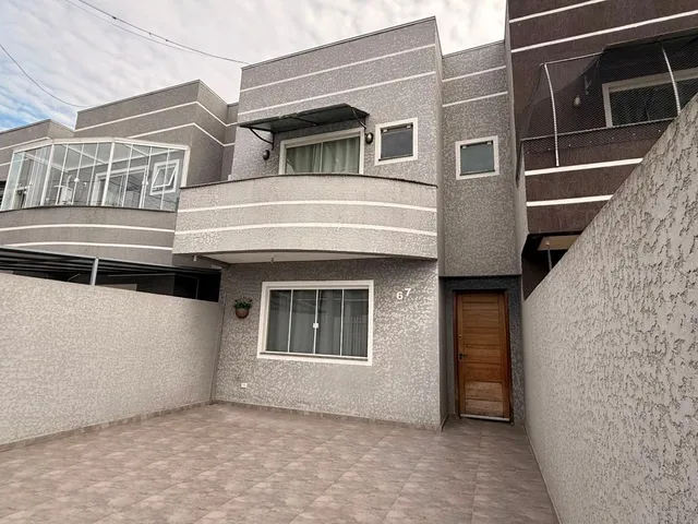 Locação - Sobrado com 3 quartos (sendo 1 suíte), 2 vagas, Cozinha Planejada, 80 m² - Uvaranas, Ponta Grossa.