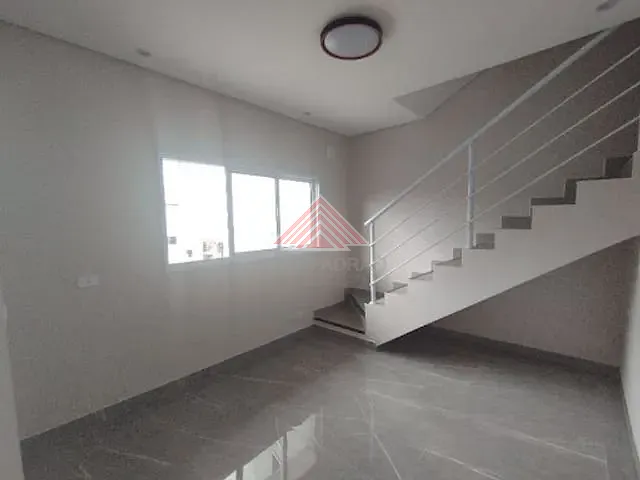 Sobrado com 125m² 2 quartos e 1 banheiro, à venda, no bairro Vila Nova Mauá em Mauá