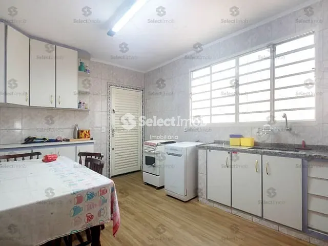 Sobrado com 145m² 3 quartos e 3 banheiros, à venda, no bairro Parque São Vicente em Mauá