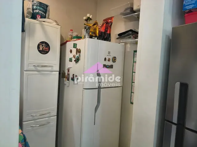 Sobrado com 140m² 3 quartos e 2 banheiros, à venda, no bairro Condomínio Residence Club em Jacareí