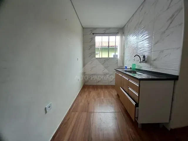 Sobrado com 300m² 6 quartos e 4 banheiros, à venda, no bairro Jardim Paranavaí em Mauá