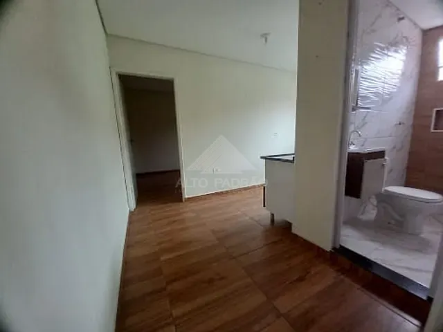 Sobrado com 300m² 6 quartos e 4 banheiros, à venda, no bairro Jardim Paranavaí em Mauá