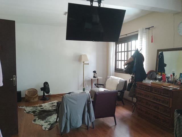 Casa com 866m² 3 quartos e 4 banheiros, à venda, no bairro Laranjal em Pelotas
