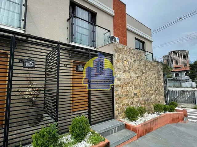 Sobrado com 70m² 2 quartos e 1 banheiro, à venda, no bairro Vila Yara em Osasco