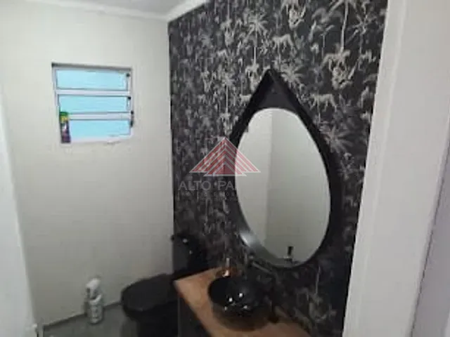 Sobrado com 125m² 3 quartos e 5 banheiros, à venda, no bairro Jardim Santa Lídia em Mauá