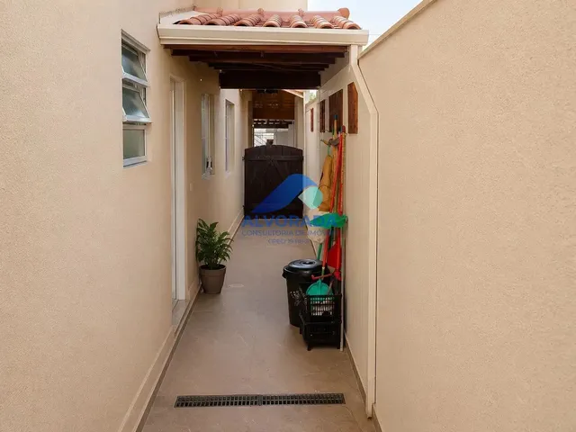 Sobrado com 10m² 3 quartos e 2 banheiros, à venda, no bairro Cidade Vista Verde em São José Dos Campos