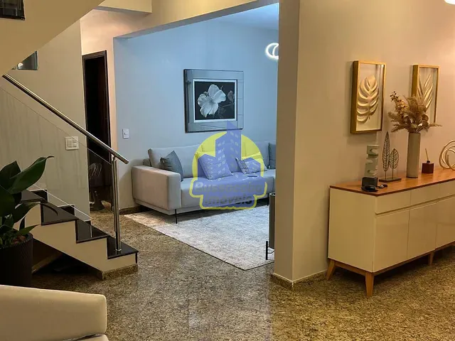 Sobrado com 180m² 4 quartos e 2 banheiros, à venda, no bairro Liberdade em São Paulo