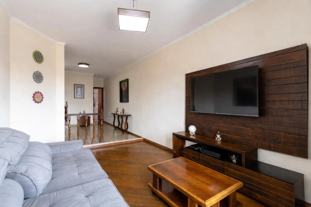 Sobrado para venda em Vila Constança com 3 quartos, sendo 3 suítes, 263m²