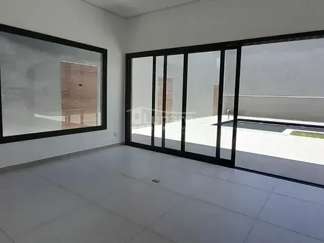 Sobrado com 360m² 3 quartos e 4 banheiros, à venda, no bairro Cézar de Souza em Mogi das Cruzes