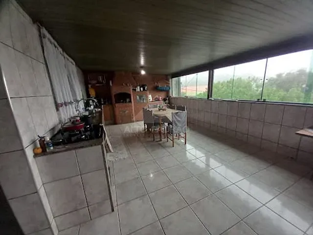 Sobrado com 350m² 3 quartos e 2 banheiros, à venda, no bairro Parque das Américas em Mauá