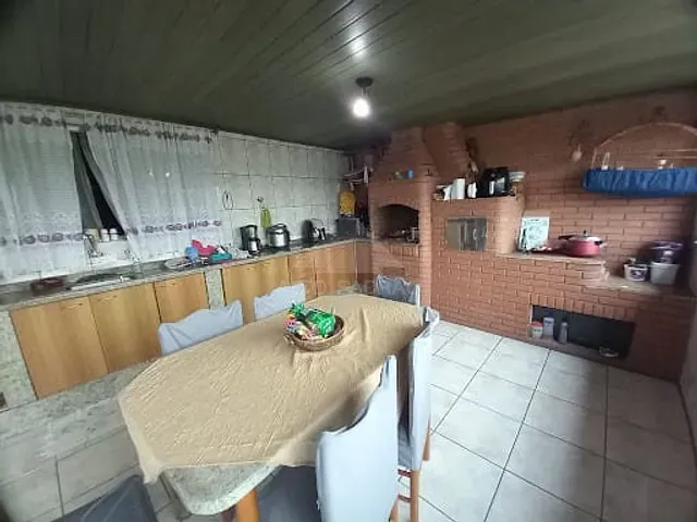 Sobrado com 350m² 3 quartos e 2 banheiros, à venda, no bairro Parque das Américas em Mauá