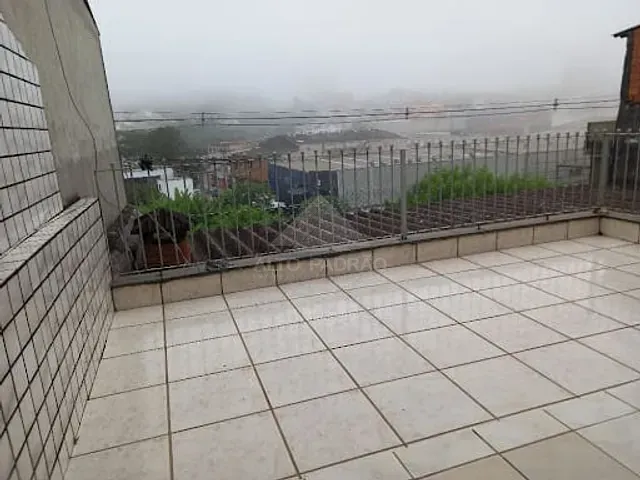 Sobrado com 350m² 3 quartos e 2 banheiros, à venda, no bairro Parque das Américas em Mauá