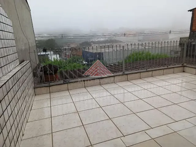 Sobrado com 350m² 3 quartos e 2 banheiros, à venda, no bairro Parque das Américas em Mauá