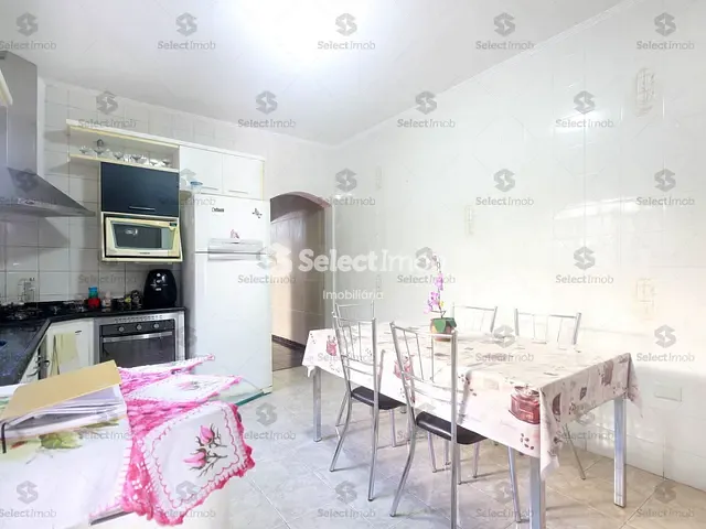 Sobrado com 179m² 2 quartos e 2 banheiros, à venda, no bairro Parque Boa Esperança em Mauá