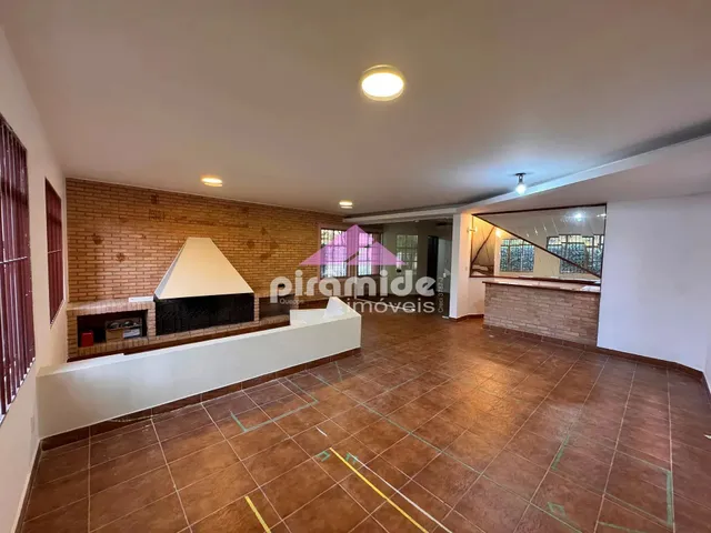 Sobrado com 451m² 4 quartos e 4 banheiros, para alugar, no bairro Jardim Esplanada II em São José Dos Campos