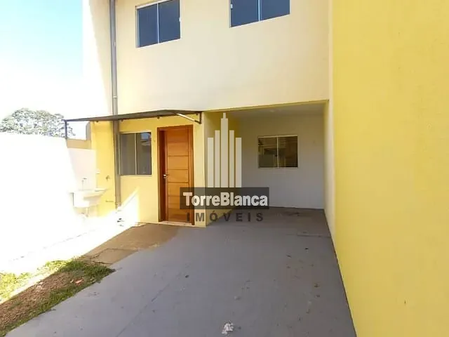 Sobrado com 50m² 2 quartos e 1 banheiro, à venda, no bairro Colônia Dona Luiza em Ponta Grossa