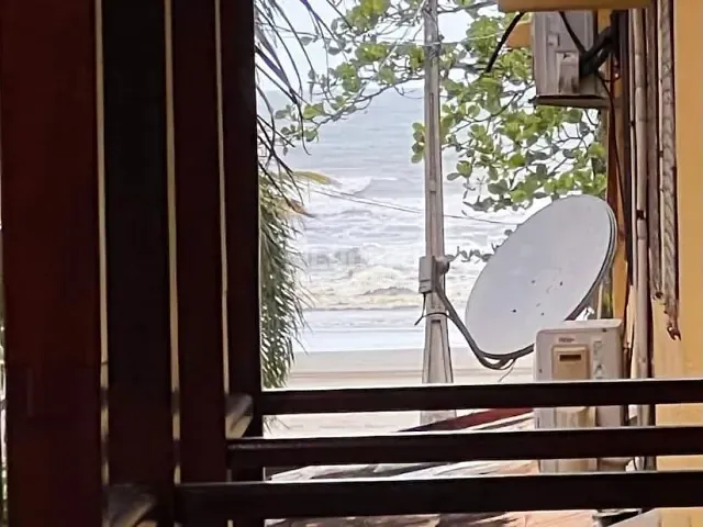 Sobrado 3 quartos e 1 banheiro, à venda, no bairro Indaiá em Bertioga