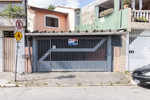 Sobrado para venda em Vila Dionisia com 3 quartos, sendo 1 suíte, 142m²