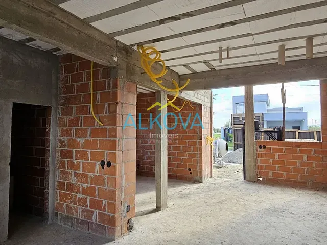 Sobrado com 250m² 4 quartos e 3 banheiros, à venda, no bairro Jardim das Flores em São José dos Campos