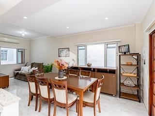 Foto do Sobrado-Sobrado para venda em Jardim Caravelas com 5 quartos, sendo 1 suíte, 200m²