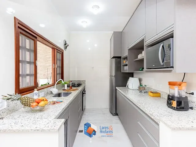 Sobrado com 164m² 5 quartos e 5 banheiros, à venda, no bairro Jardim Caravelas em São Paulo
