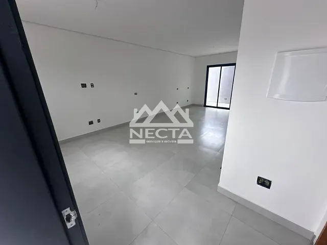 Sobrado com 130m² 2 quartos e 3 banheiros, à venda, no bairro Capricórnio I em Caraguatatuba