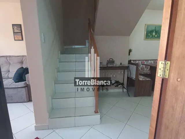 Sobrado com 124m² 3 quartos e 3 banheiros, à venda, no bairro Órfãs em Ponta Grossa