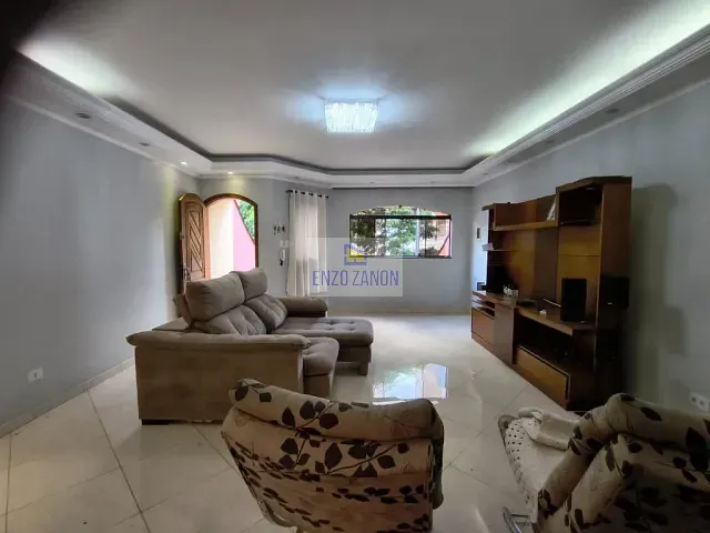 Sobrado com 125m² 3 quartos e 4 banheiros, para alugar, no bairro Jardim Las Vegas em Santo André