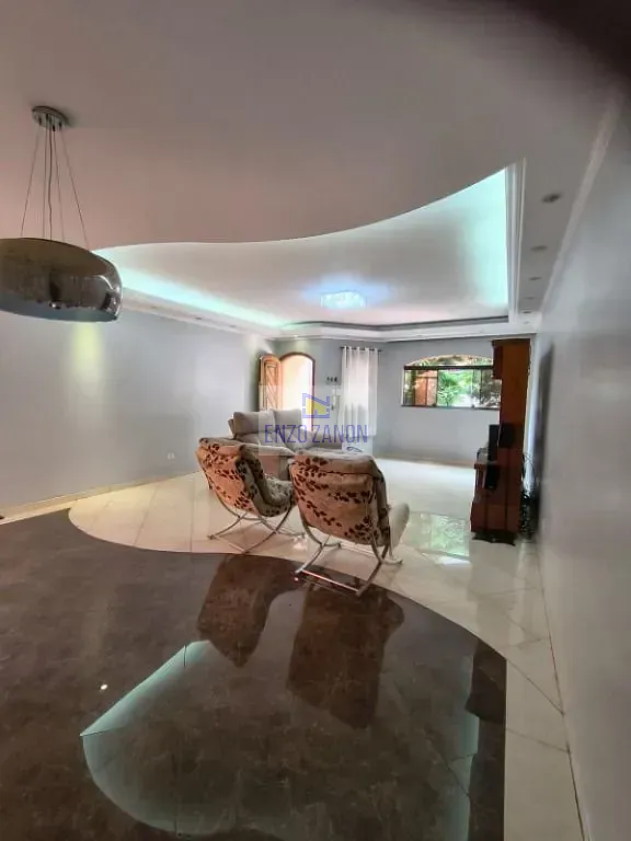 Sobrado, 3 quartos, 232 m² - Foto 1