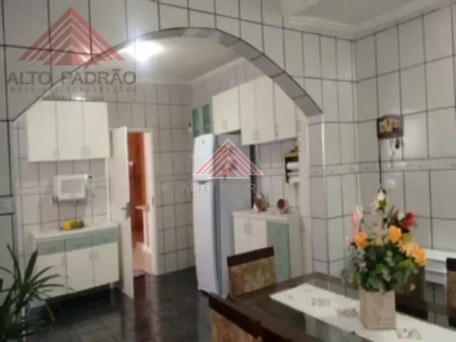 Sobrado com 150m² 3 quartos e 1 banheiro, à venda, no bairro Jardim Primavera em Mauá