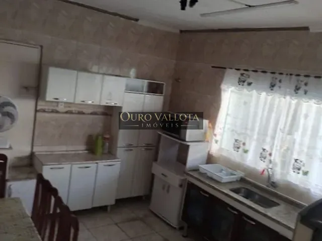 Sobrado com 250m² 2 quartos e 3 banheiros, à venda, no bairro Vila Assunção em Praia Grande