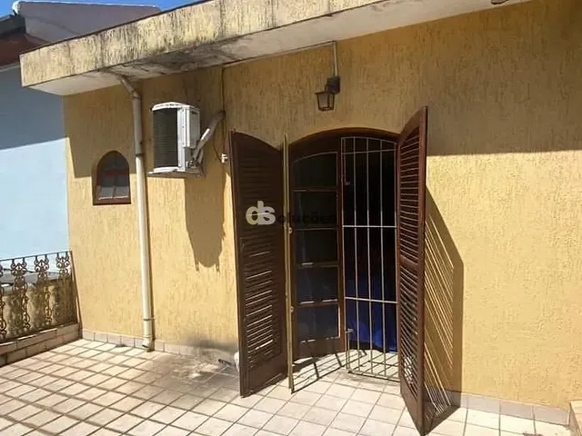 Sobrado 4 quartos e 4 banheiros, à venda, no bairro Vila Dom Pedro II em São Paulo