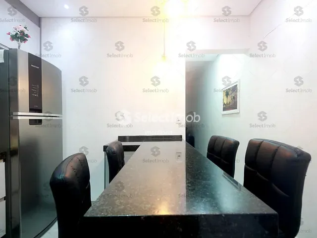 Sobrado com 165m² 3 quartos e 4 banheiros, à venda, no bairro Parque São Vicente em Mauá