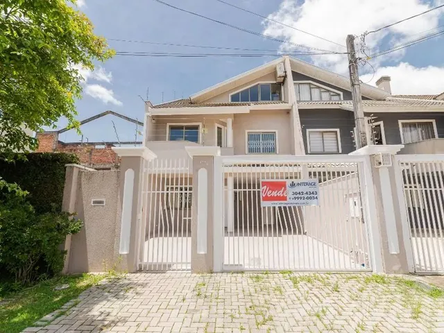Casa com 117m² 3 quartos e 4 banheiros, à venda, no bairro Santa Felicidade em Curitiba