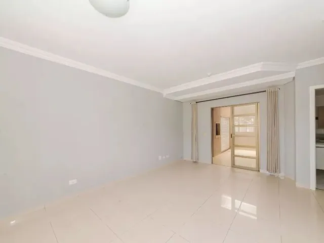 Casa com 117m² 3 quartos e 4 banheiros, à venda, no bairro Santa Felicidade em Curitiba